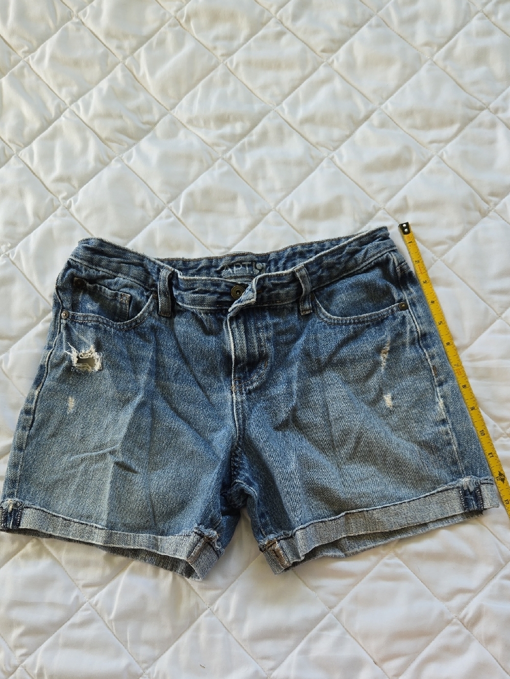 Apt. 9 Women's Light Blue Distressed Rolled Hem Denim Shorts